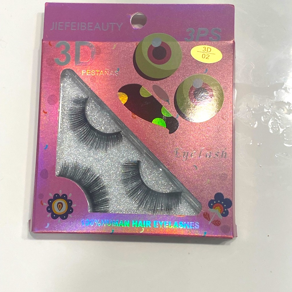 New 🎊HP🎊3 pairs of lashes 3D 100% human hair quality easy to curl